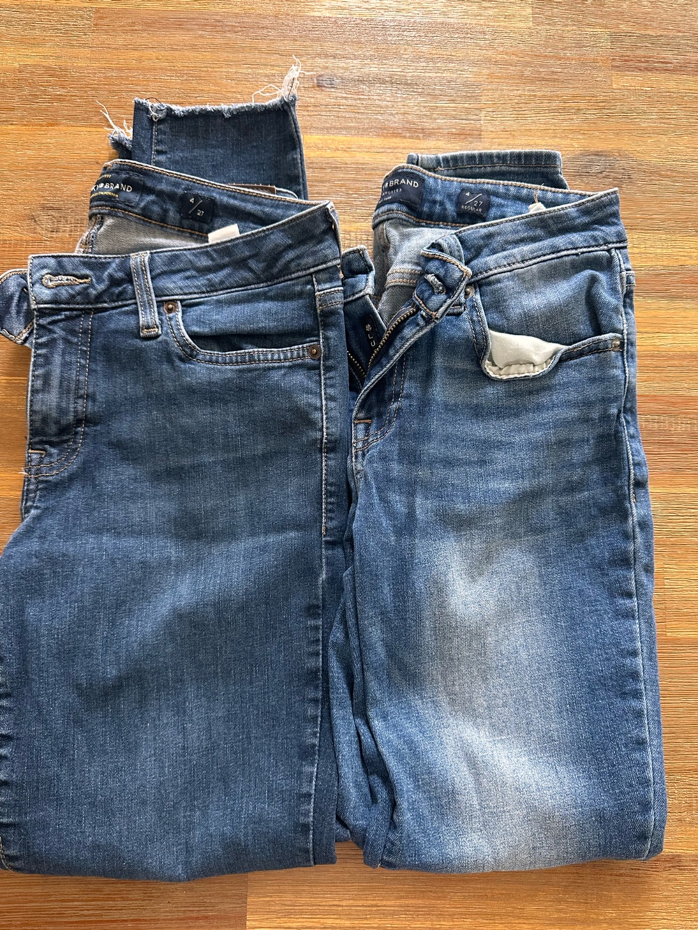 Pair of Lucky Brand Slim Straight Jeans in Classic Blue Washes